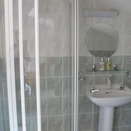 Bed & Breakfast Bridge Bar House Bantry